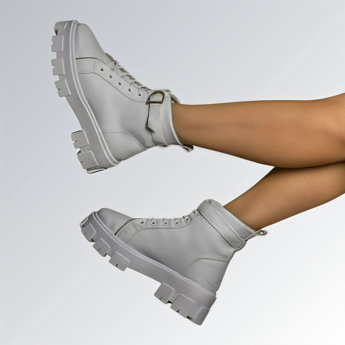 Bota Fivela Cano Médio GuGi Feminina Jz new moda