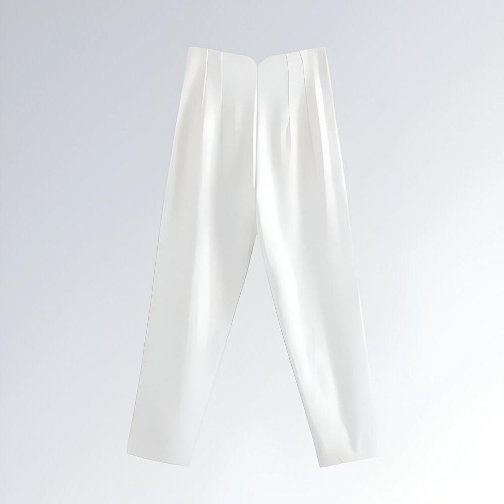Calça formal feminina branca com cintura alta, corte reto e acabamento liso para ocasiões sociais ou profissionais.