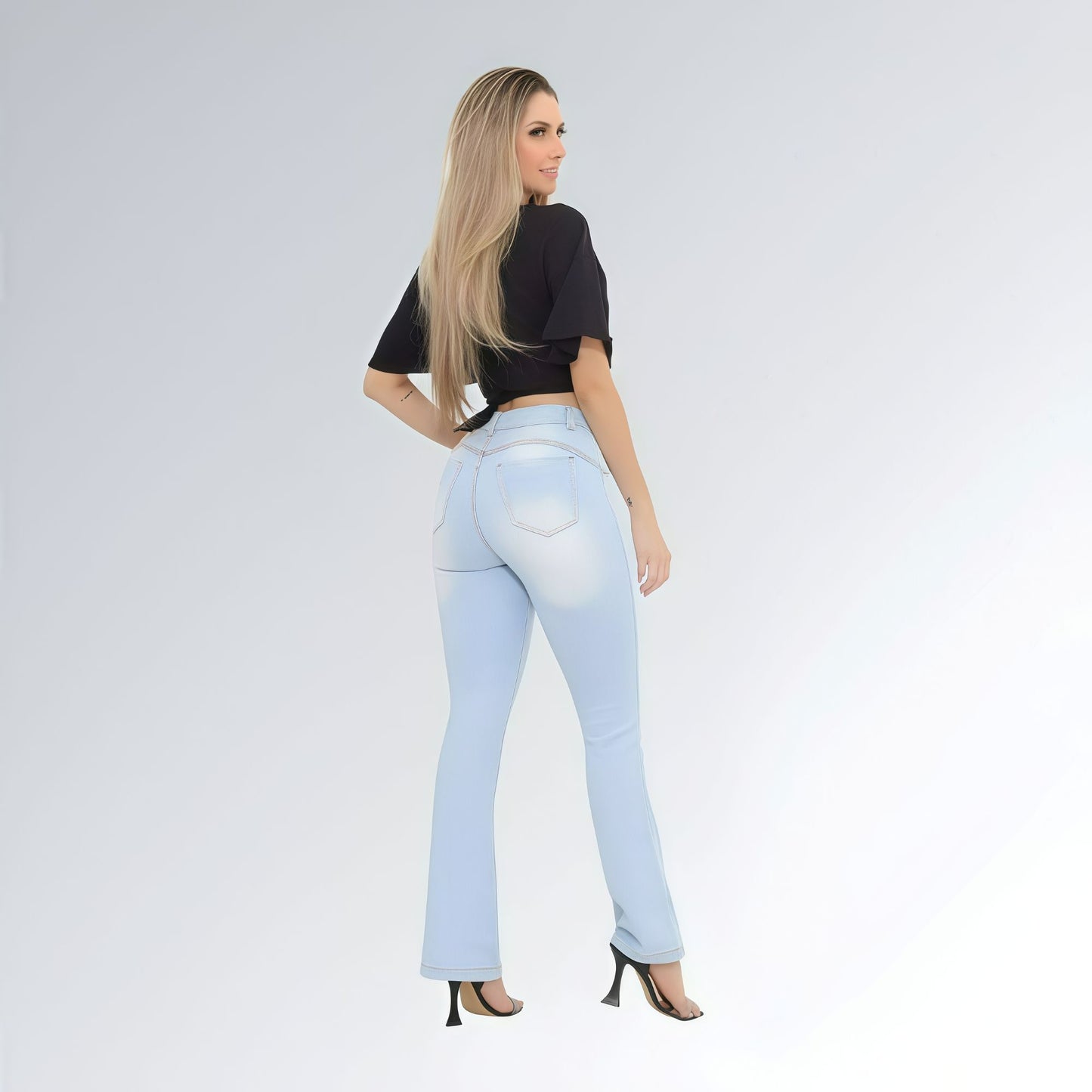 Calça Jeans Flare Azul Clara Feminina Estilosa Jz New Moda