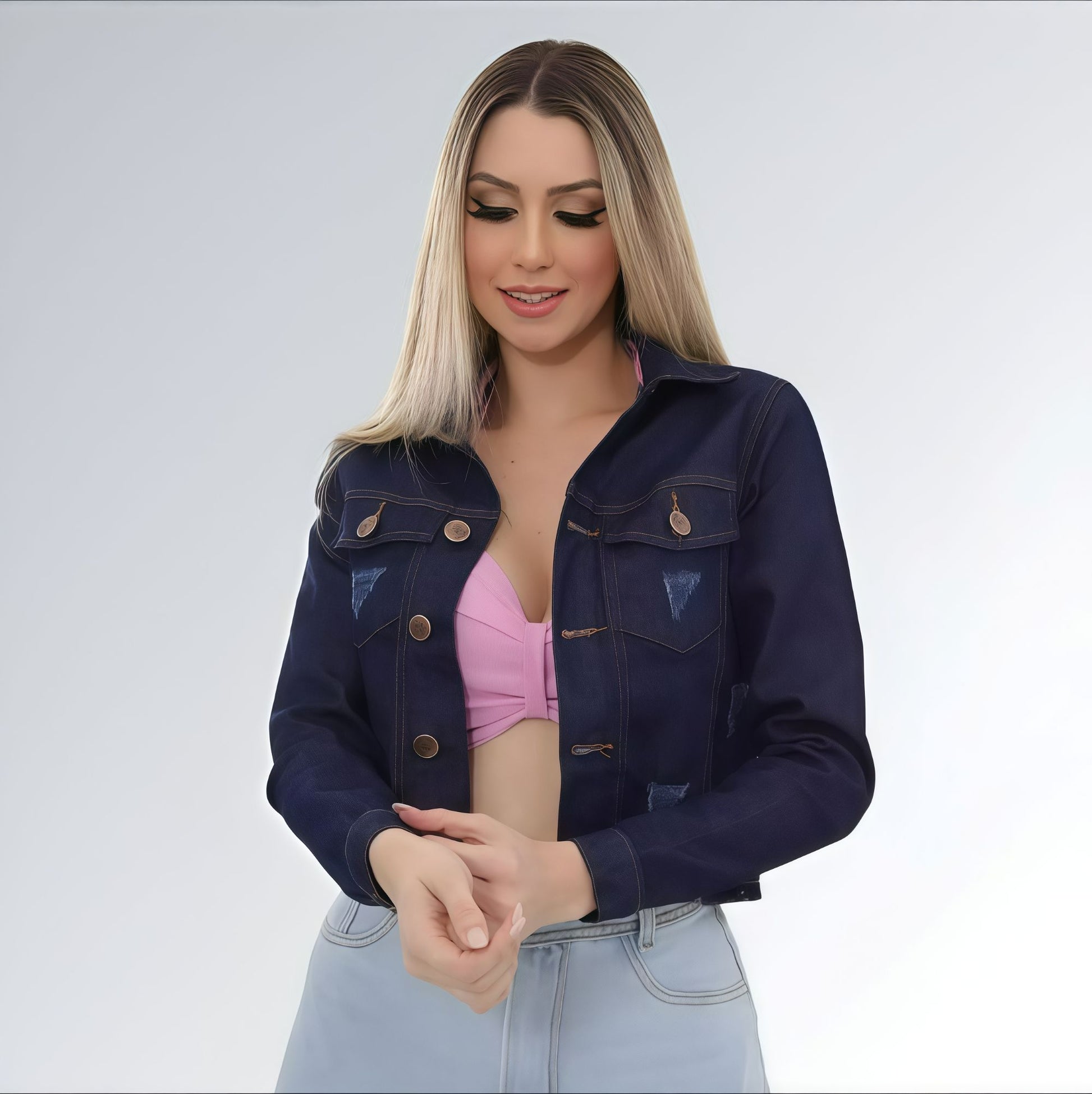 Jaqueta Jeans Cropped Feminina Azul Escuro com Puídos Jz New Moda