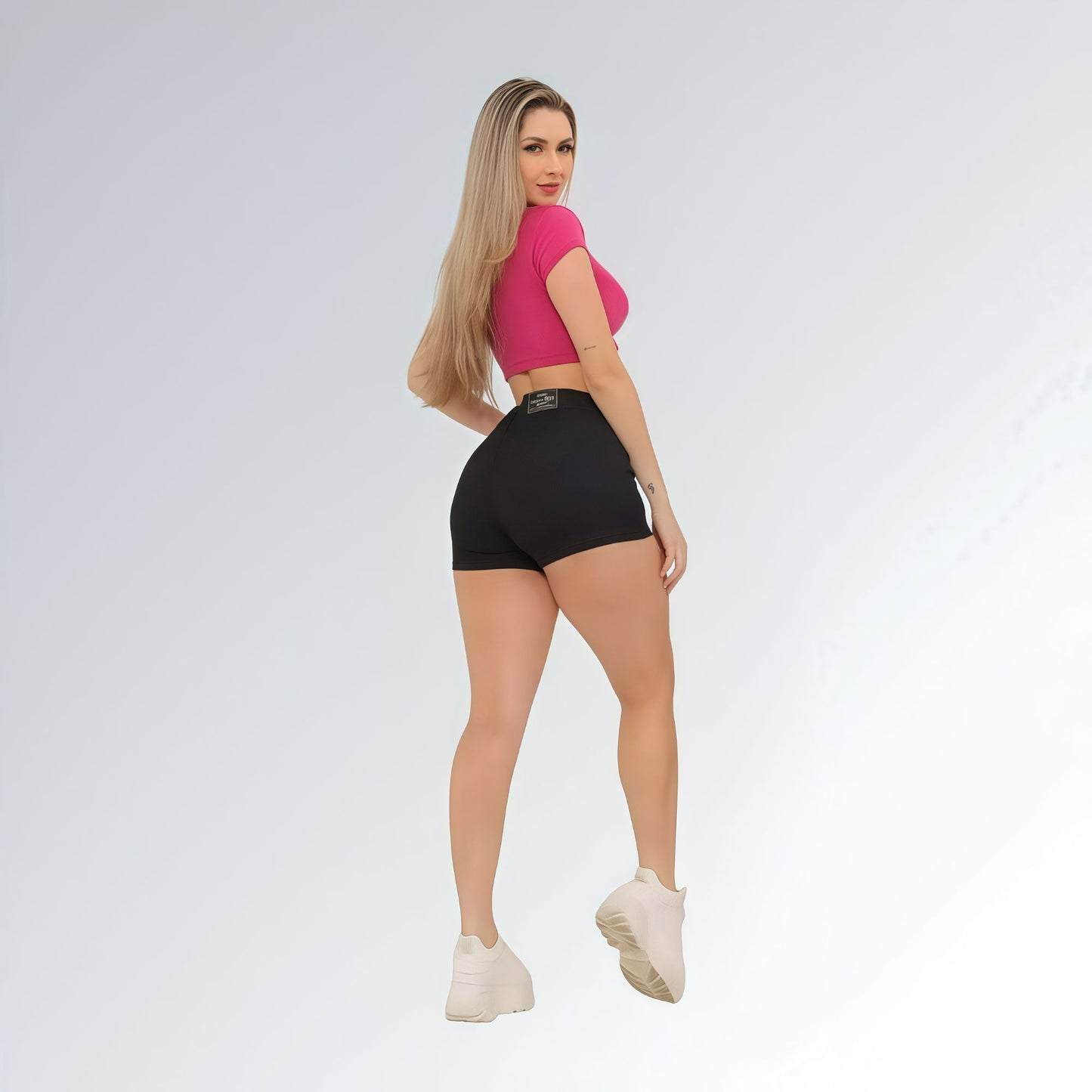Shorts de Sarja Curto Preto Cintura Alta Feminino Jz New Moda