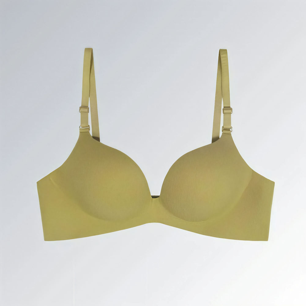 Sutiã feminino sem costura, com bojo moldado e alças ajustáveis, design confortável e discreto para uso diário e lingerie casual.