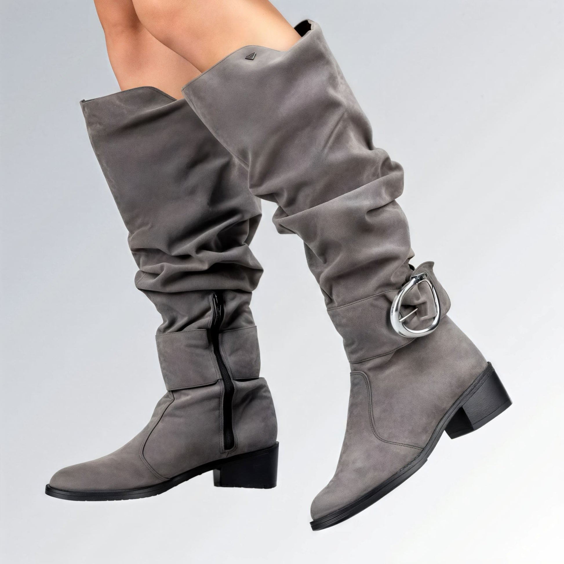 Bota Feminina GuGi em Camurça Cano Alto Acima do Joelho Jz new moda