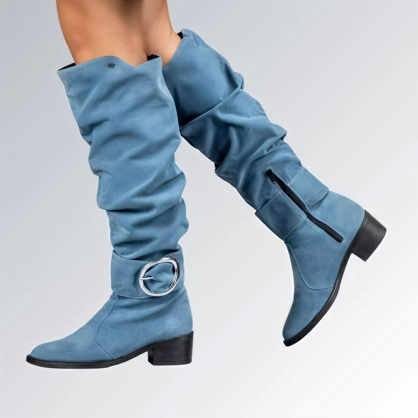 Bota Feminina GuGi em Camurça Cano Alto Acima do Joelho Jz new moda