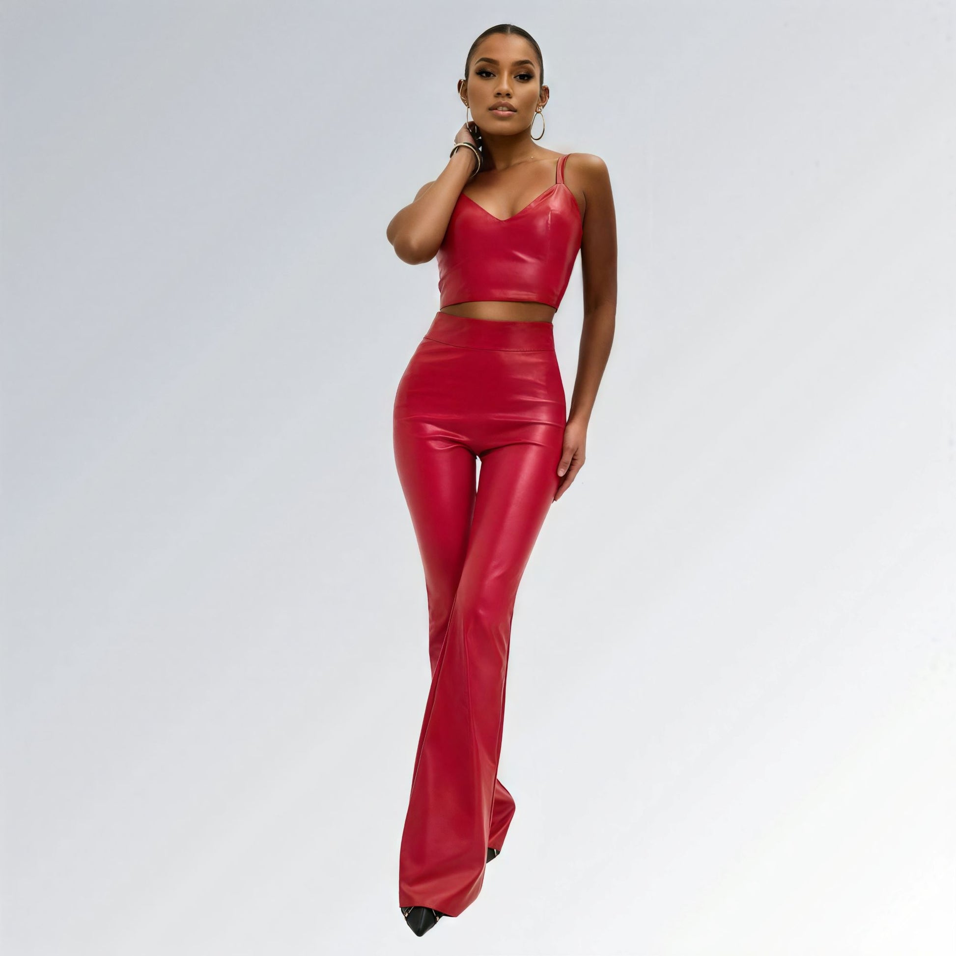 Calça Couro Sintético Boca de Sino de Cintura Alta Feminina Jz new moda