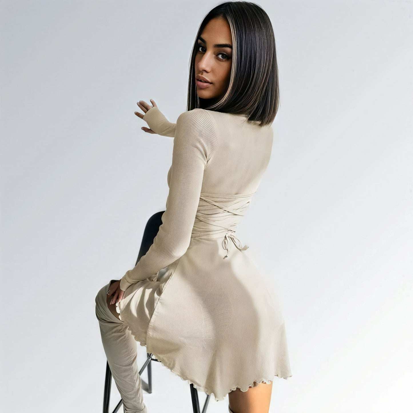 Mini Vestido Decote em V Manga Comprida Slim Feminino Jz new moda